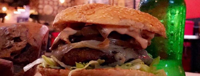 Beeves Burger is one of Riyadh's Cafés and Restaurants.