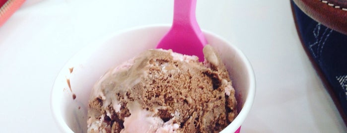 Baskin-Robbins is one of Foodporn.