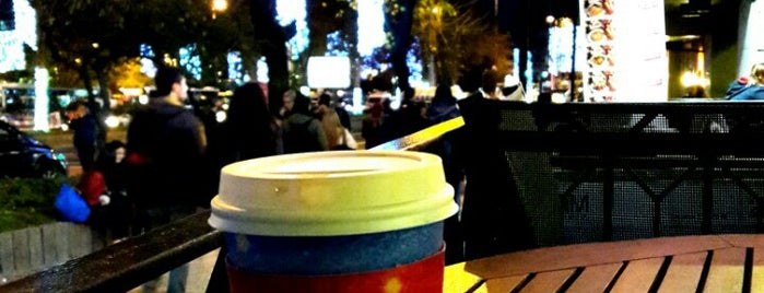 Caffè Nero is one of İstanbul Avrupa Yakası #2 🍁🍃.