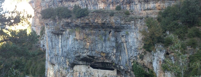 San Urbez is one of สถานที่ที่ John ถูกใจ.