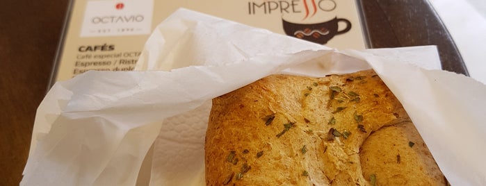 Café Impresso is one of Cafeteria.