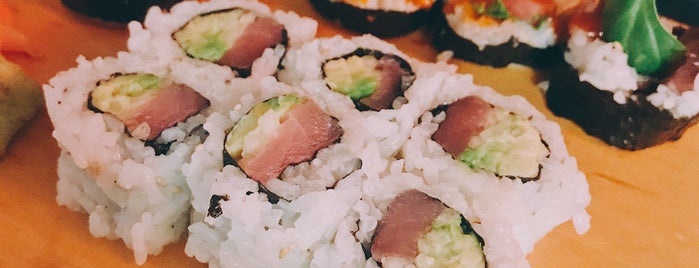 Sushi Yoshi is one of Favorites around Columbia.