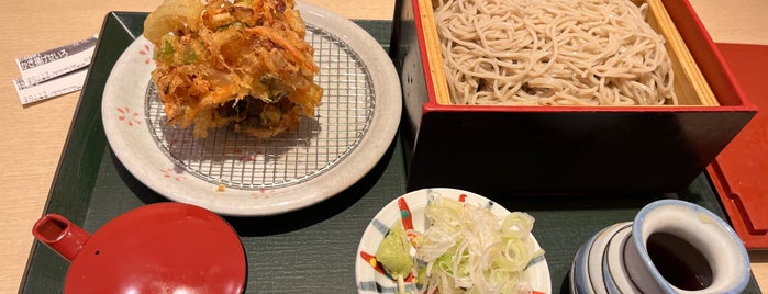 国産二八蕎麦 蕎香 is one of Tokyo 2015.