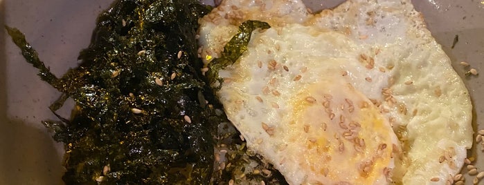 한남조개구이 is one of Itaewon food.