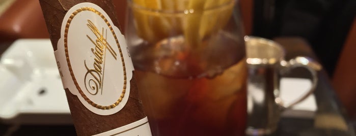 Davidoff Cigar is one of Lester’s Liked Places.