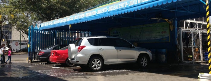 Car Cleaning is one of สถานที่ที่ Diego ถูกใจ.