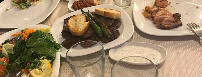 hacıoğlu et köfte balık is one of Locais curtidos por Mehmet.