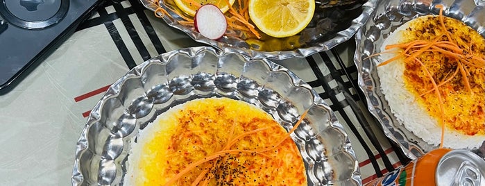 Khaloo Ahmad Sea Food | غذای دریایی خالو احمد is one of بندر عباس.