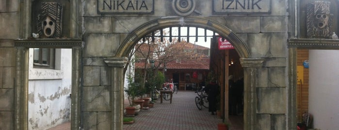 İznik Çini Bulvarı is one of Orte, die 🇹🇷 Tanya gefallen.