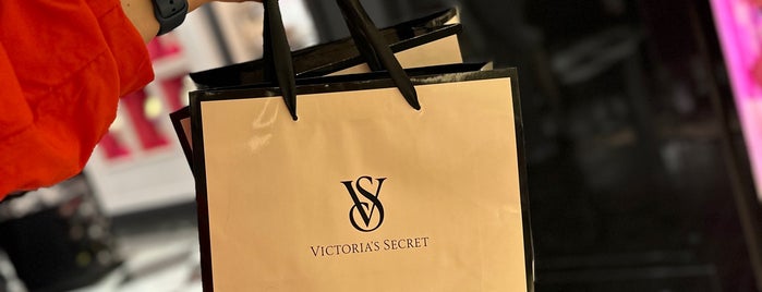 Victoria's Secret is one of Alışveriş.