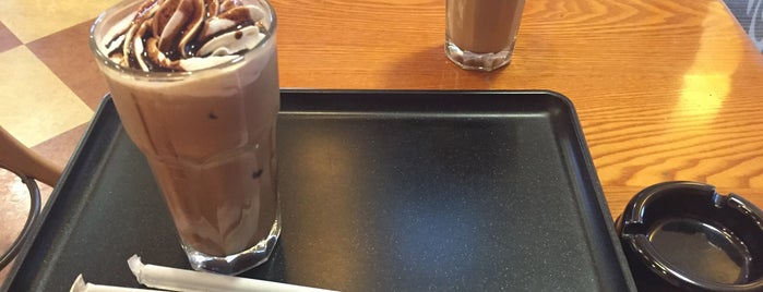 TULLY'S COFFEE 出雲店 is one of タリーズコーヒー.