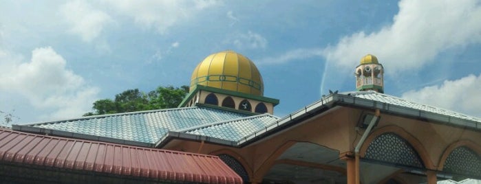 Masjid Saidina Ali Bin Abi Talib is one of Masjid & Surau, MY #1.