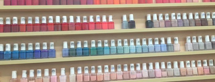 Pick A Pretty Color is one of New Crib, New Spots: Upper East Side.