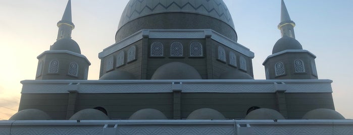 Masjid Al-Mukarramah is one of masjid.