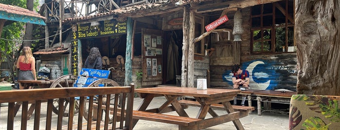 Kadir's Tree Houses is one of Adrasan Olimpos Çıralı.