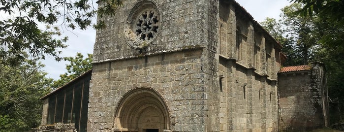 Mosteiro de Santa Cristina is one of Monumentos.