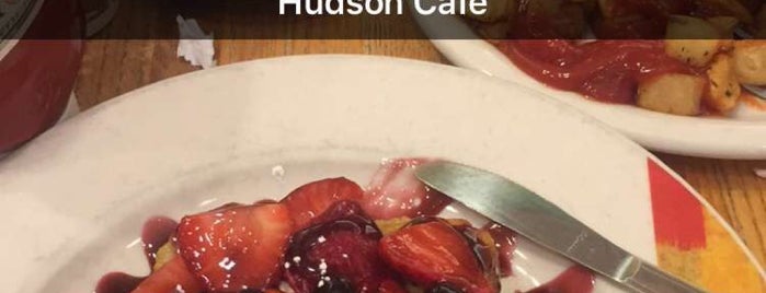 The Hudson Cafe is one of สถานที่ที่ Erinn ถูกใจ.