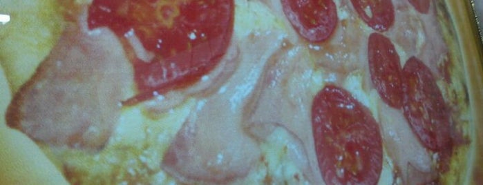 Pizza Brasilia is one of Comidas.