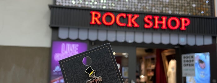 Hard Rock Shop Tokyo is one of ♫.