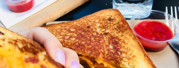 The Grilled Cheese Factory is one of Paris.