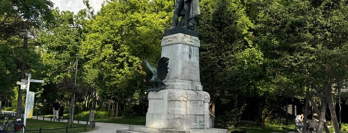 George Washington Statue is one of Maďarsko.
