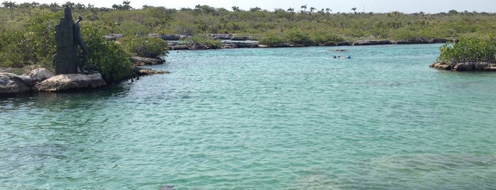 Laguna  y Cenote Yal-Ku is one of MEX.