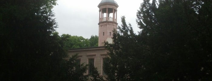 Schloss Biesdorf is one of Berlin & Umgebung.