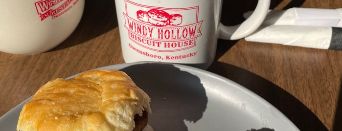 Windy Hollow Biscuit House is one of Tempat yang Disukai Jared.