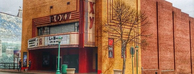 The Roxy Regional Theatre is one of Mario'nun Beğendiği Mekanlar.