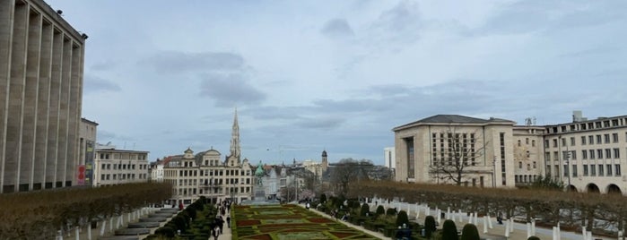 Jardin du Mont des Arts / Kunstbergtuin is one of Best of Brussels.