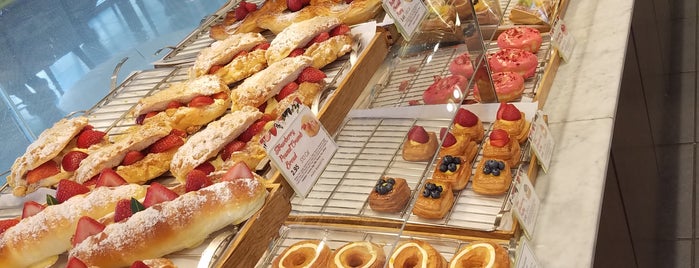Paris Baguette is one of funkyさんのお気に入りスポット.