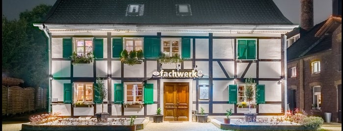 fachwerk Restaurant- Leverkusen Bergisch Neukirchen is one of Jens'in Kaydettiği Mekanlar.