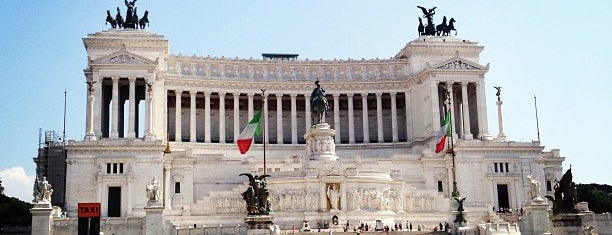 Piazza Venezia is one of Lugares donde estuve en el exterior 2a parte:.