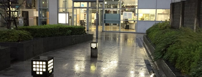 엔마치 역 is one of 駅（５）.