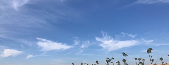 Newport Pier to Balboa Pier is one of My Favorites List.