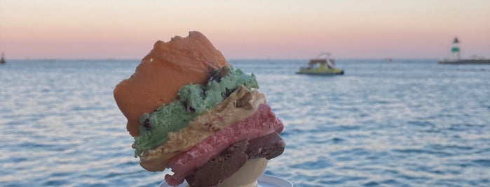 The Original Rainbow Cone is one of Chitown 2019.