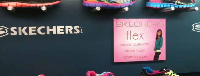 SKECHERS Warehouse Outlet is one of Tori’s Liked Places.