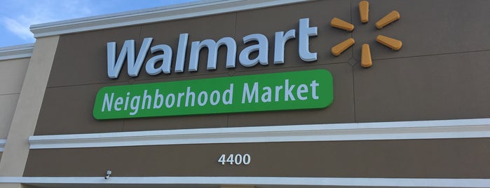 Walmart Neighborhood Market is one of Tempat yang Disukai Lizzie.