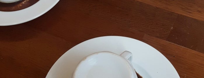 Floresta Coffee is one of Mert Omer : понравившиеся места.