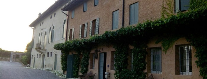 Relais Corte Guastalla is one of Hotels Diverse.