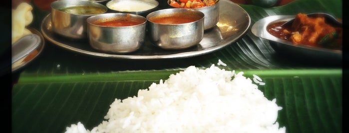 Anjappar Chettinaad Restaurant is one of favorito.
