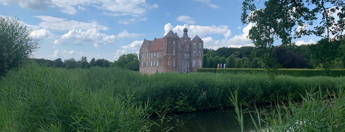 Croy Castle is one of Eindhoven it is 😱🌹.