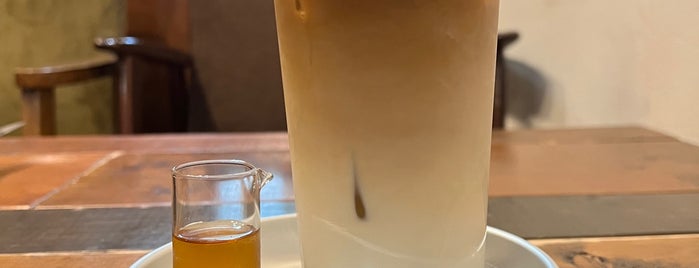 カフェギャラリーコンバーション is one of 喫茶とカフェ.