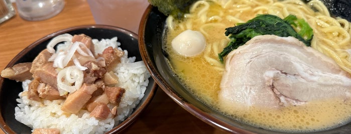 横浜家系ラーメン 一刀家 is one of Lunch time in working 2.