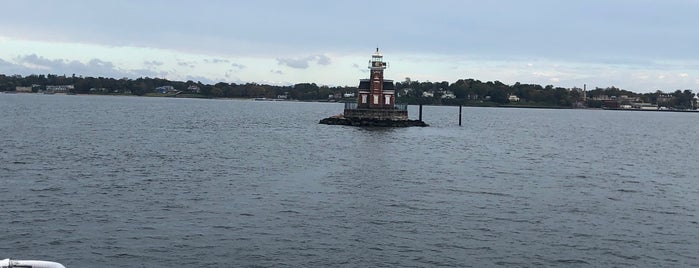 Stepping Stone Light House is one of NYC DOs.