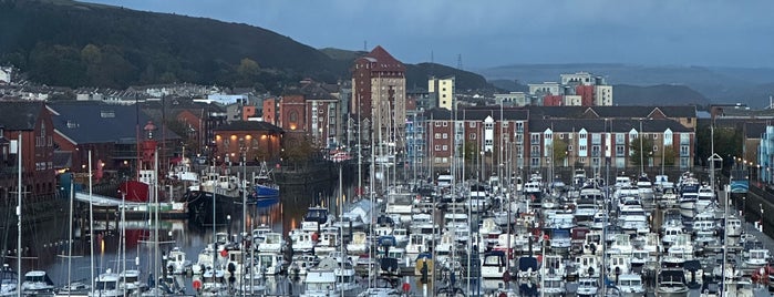 Swansea Marriott Hotel is one of Swansea, Wales 🏴󠁧󠁢󠁷󠁬󠁳󠁿.
