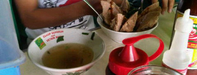Bakso Sungai Bambu Warakas is one of Favorite Food.
