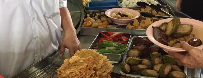 Choy Kee KL Ampang Yong Tau Foo 吉隆坡安邦娘酿豆腐 is one of Johor Bahru Eat Place.