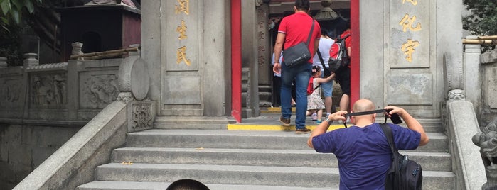 Barra Temple is one of macau.