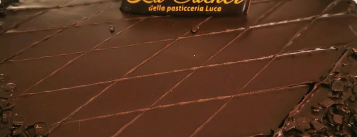 De Luca is one of Eat in Milan.